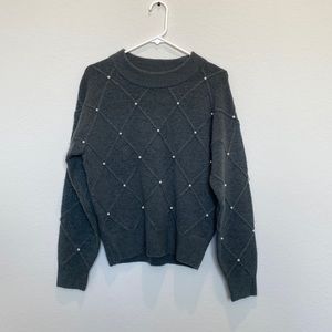 Ann Taylor. Size M. Gray Sweater with pearl beads.
